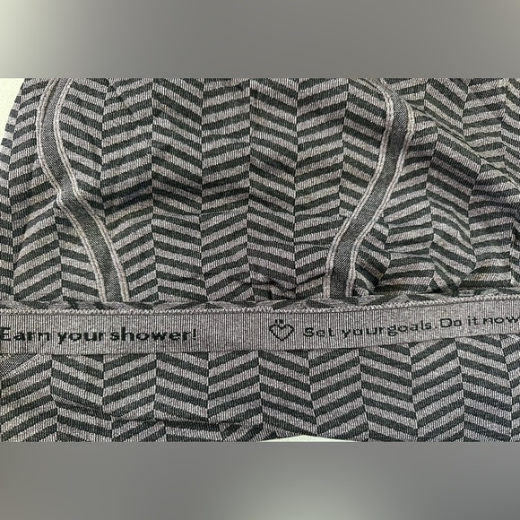 Lululemon Swiftly Tech Sleeveless Tank Top Womens Size Medium - Picture 7 of 8